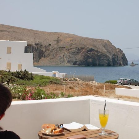 V-Rooms In Milos Cyclades 阿波罗尼亚 外观 照片