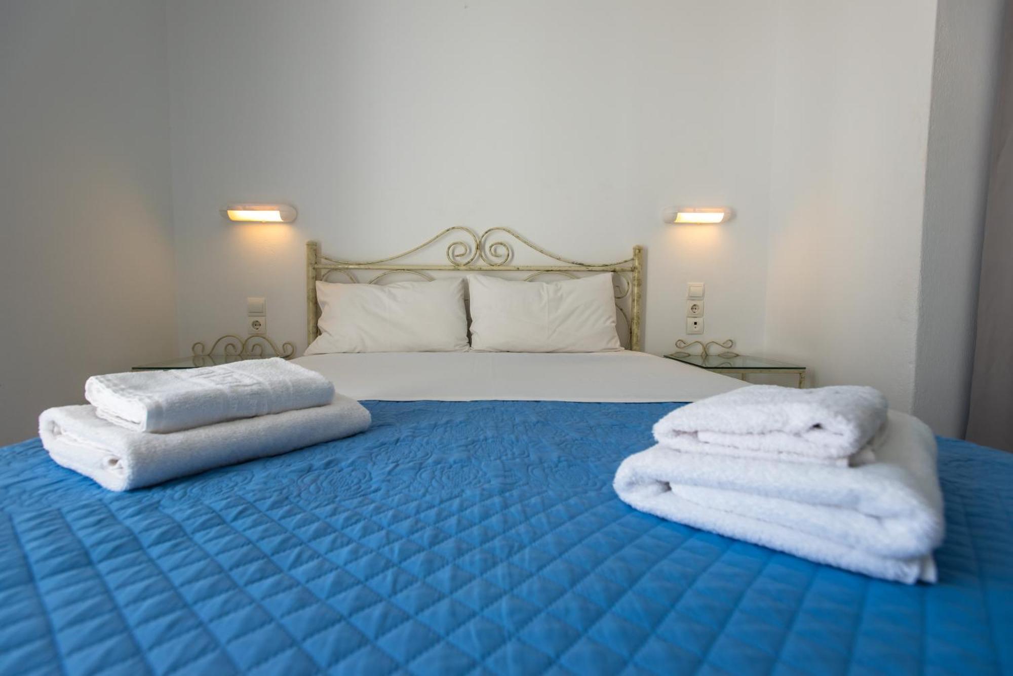 V-Rooms In Milos Cyclades 阿波罗尼亚 外观 照片