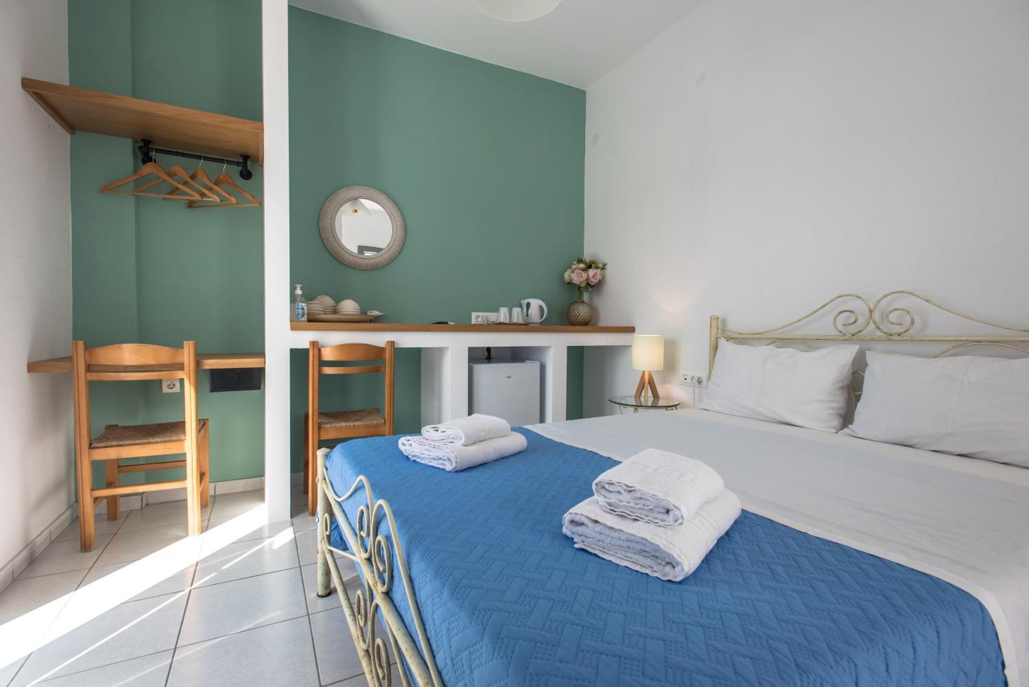 V-Rooms In Milos Cyclades 阿波罗尼亚 外观 照片