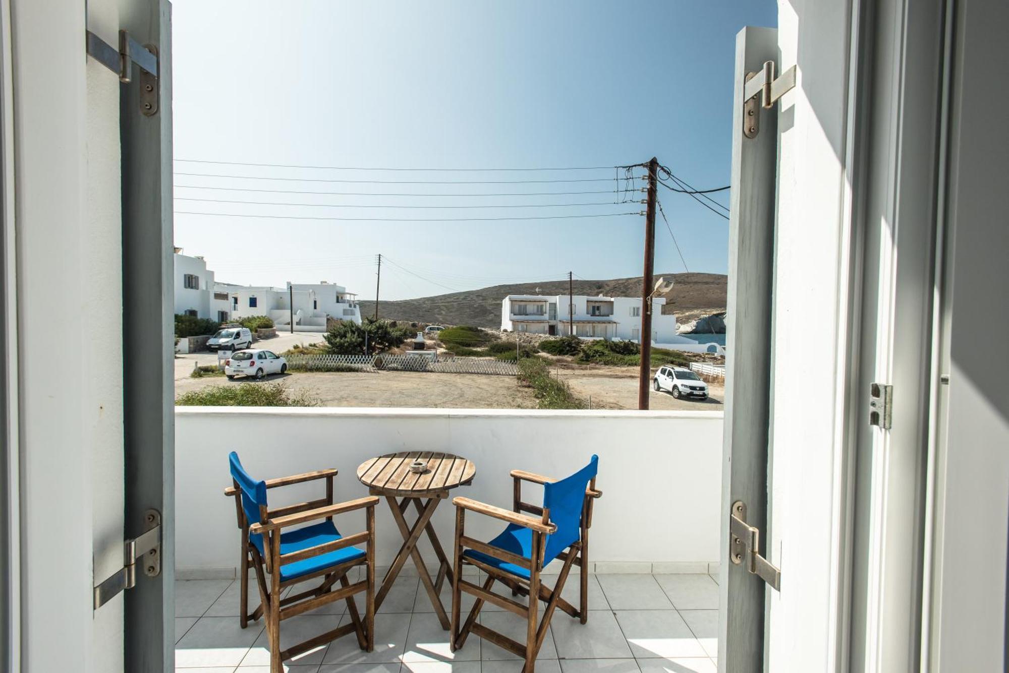 V-Rooms In Milos Cyclades 阿波罗尼亚 外观 照片